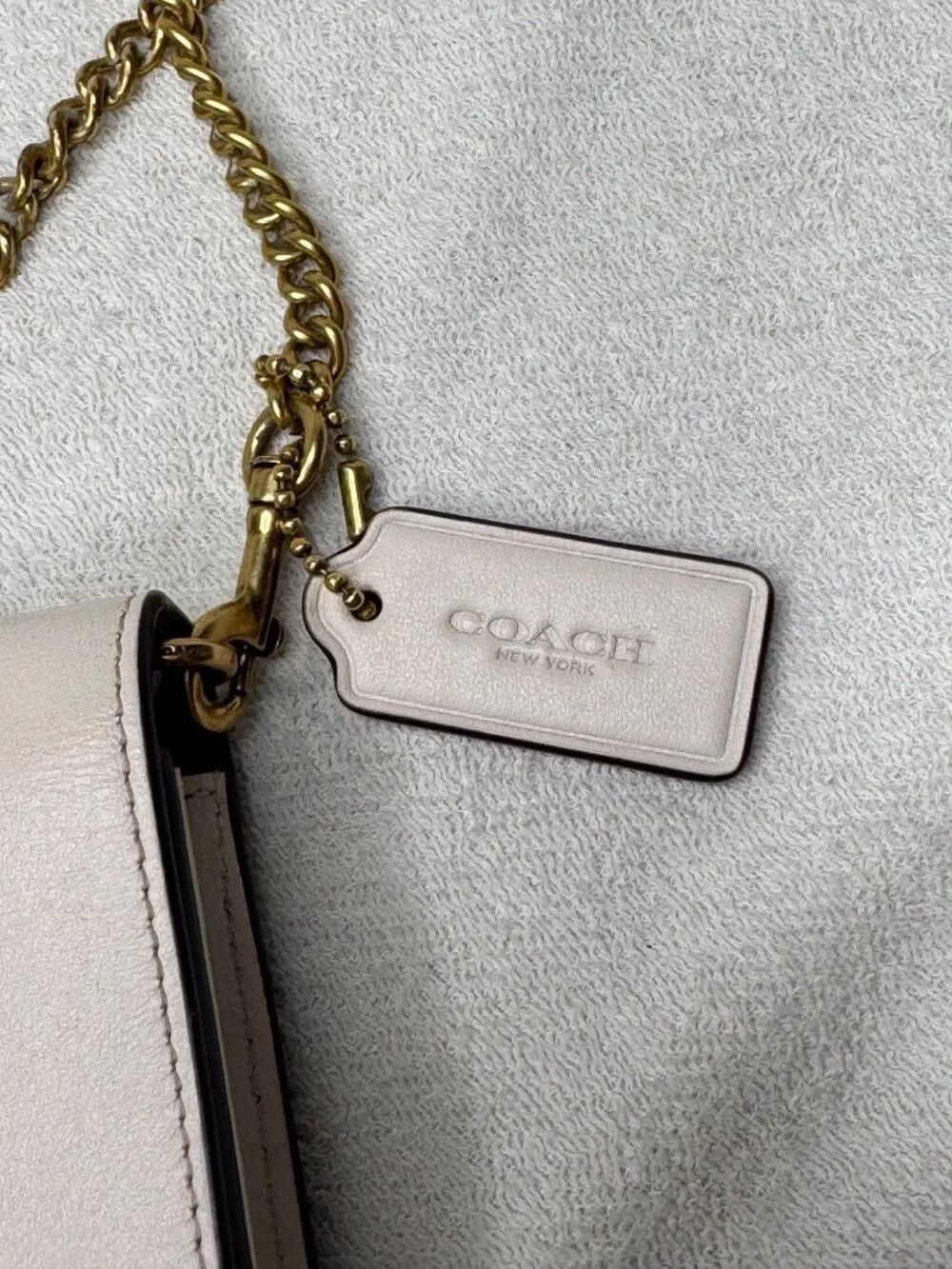Coach Marlowe Crossbody Leather Bag Purse Gold Chain Strap Cream Compact - Picture 4 of 14